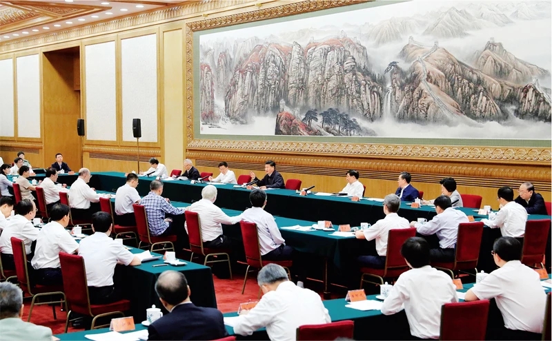 2020年9月11日，中共中央總書記、國家主席、中央軍委主席習近平在京主持召開科學家座談會并發表重要講話。　新華社記者 姚大偉/攝