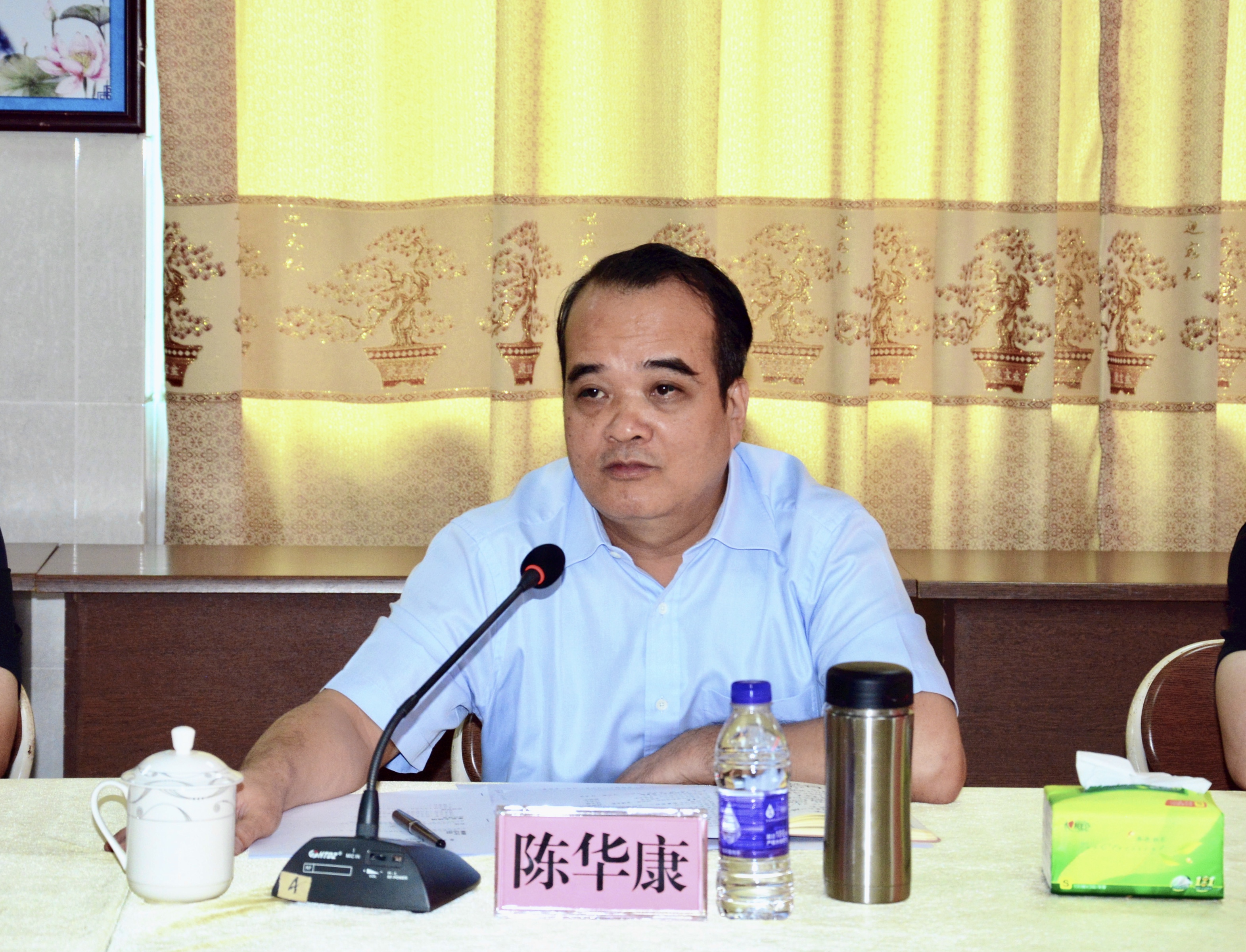圖五  省政府地方志辦黨組書記、主任陳華康講話.jpg